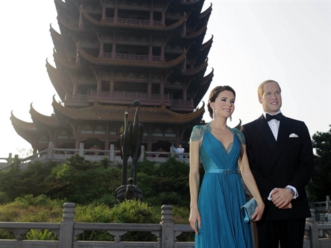 "William" and "Kate" melting in China's furnace?