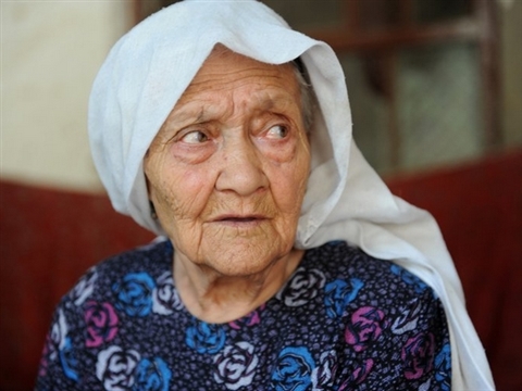 Doubts over '127-year-old' Chinese woman