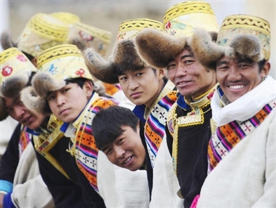 Traditions and taboos in Losar