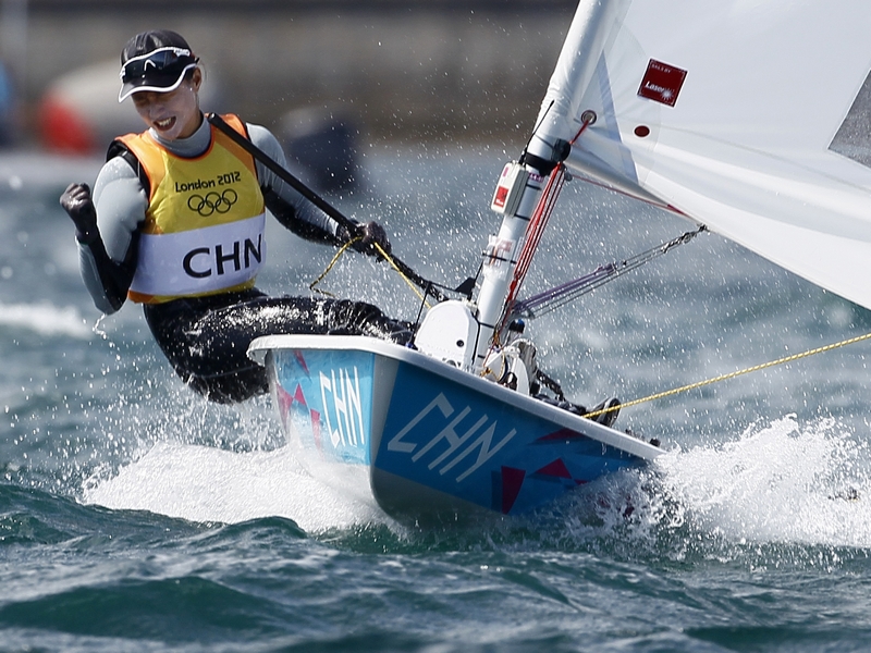 Day 10: Xu defies penalty for sailing gold