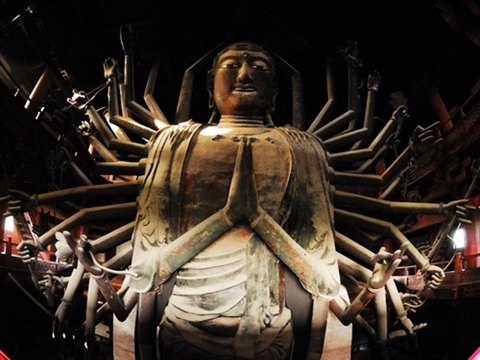Discover thousand hands buddha in Zhengding, Hebei Province
