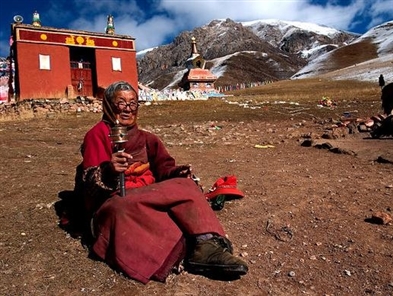 12 Tibet travel etiquettes and taboos you should know