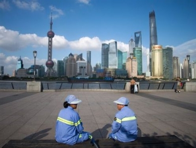 New signs of China's economic slowdown