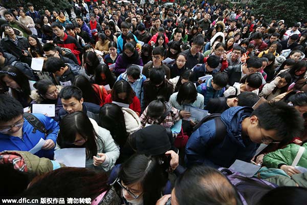Half a million people apply for civil servant exams