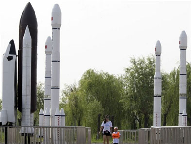 US, China silent on space talks, except to say there will be more