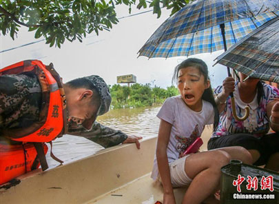 Typhoon Nepartak brings chaos to East China