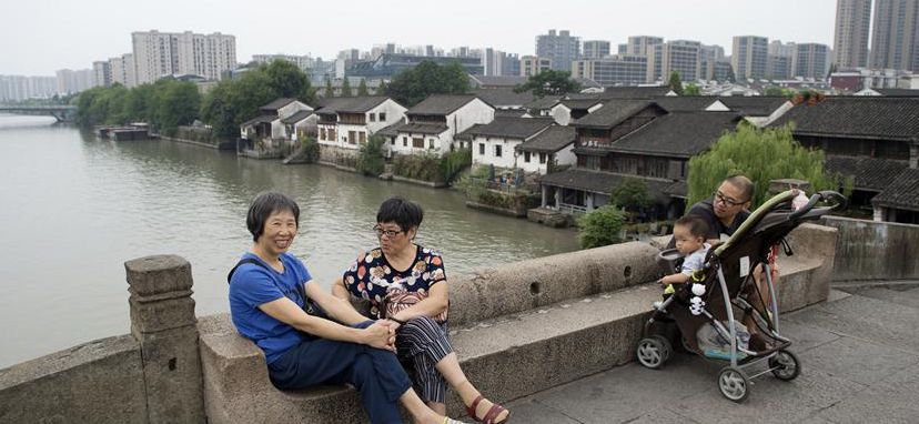 Daily life of Hangzhou residents before 11th G20 Summit