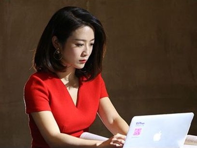 Young iAsk anchorwoman aims to create China’s integrated media equivalent of Forbes